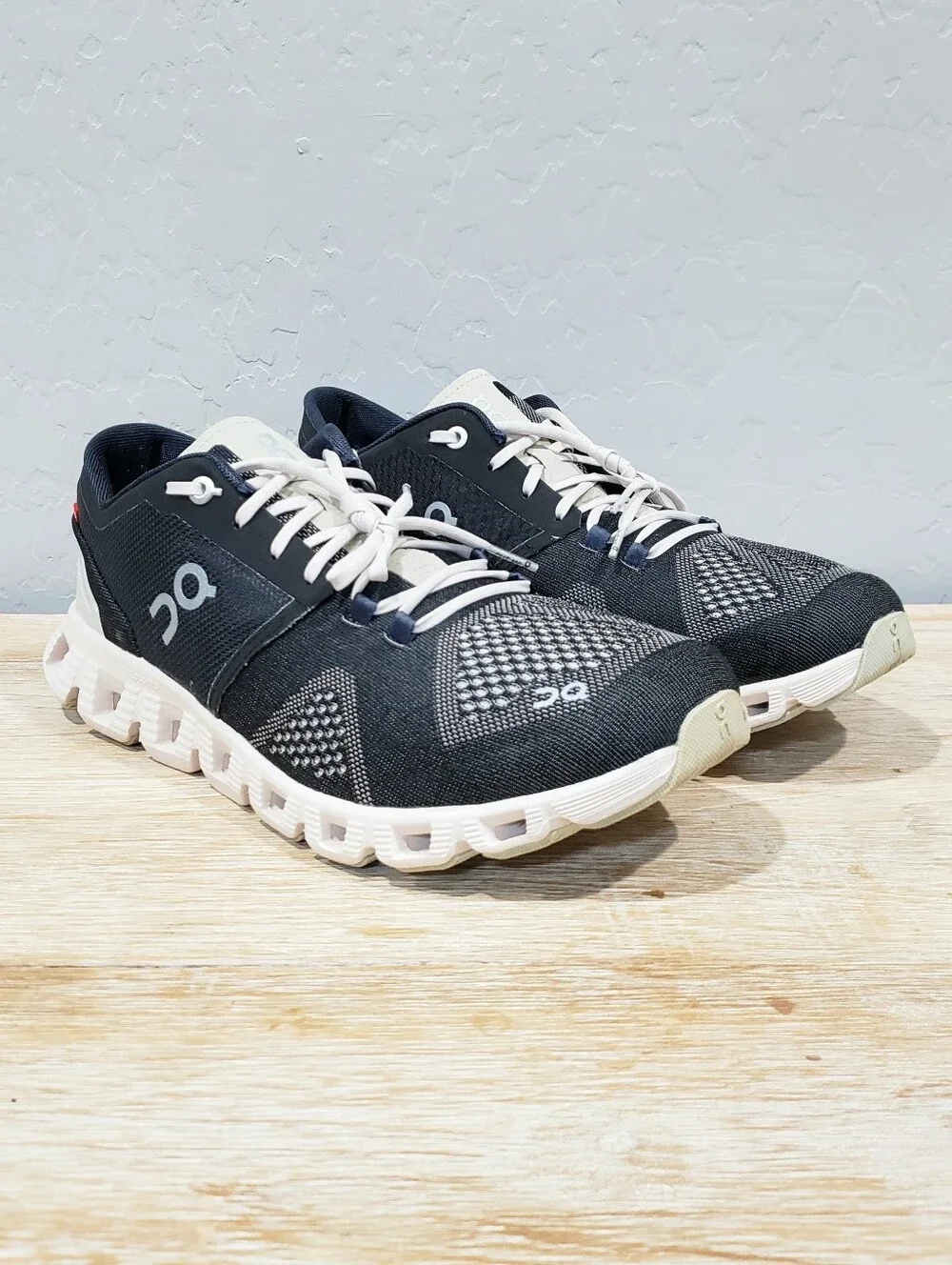 ON CLOUD Women's Cloud X Running Shoes (11/9.5 Men's) Black Pearl